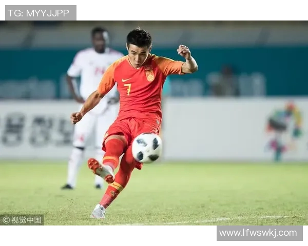 韩国足球明星服兵役的背后故事与职业生涯的转折点分析 韩国足球明星服兵役的背后故事与职业生涯的转折点分析